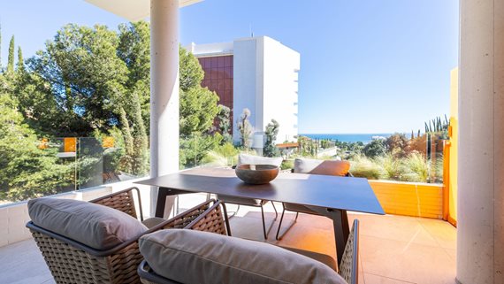 1548 Renders Apartments_21 image