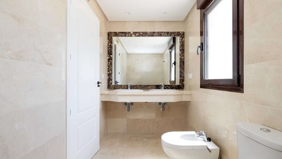 1804 Reihenhaus Estepona -18 image